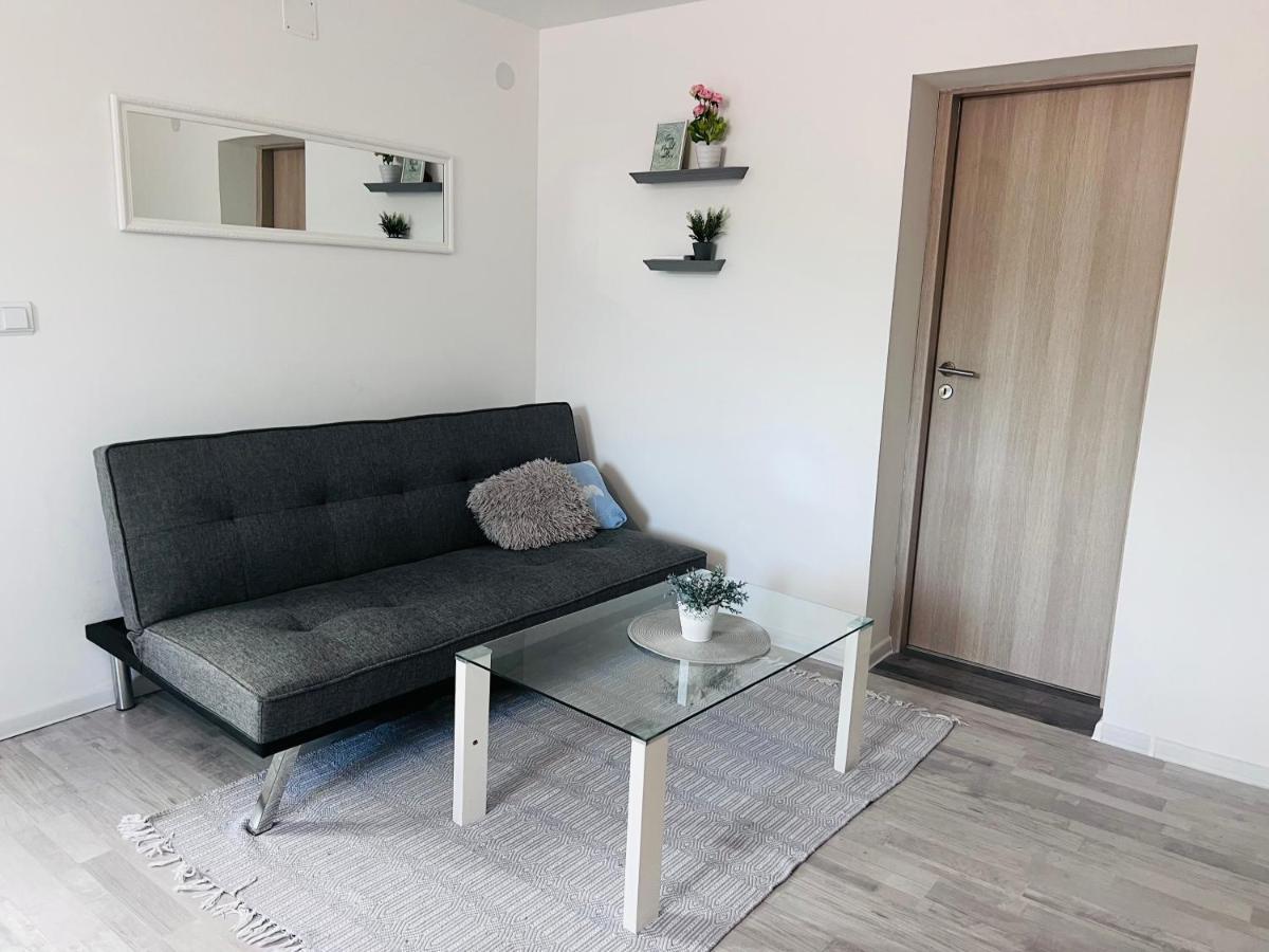 Apartman Castle Tusilovic Екстериор снимка